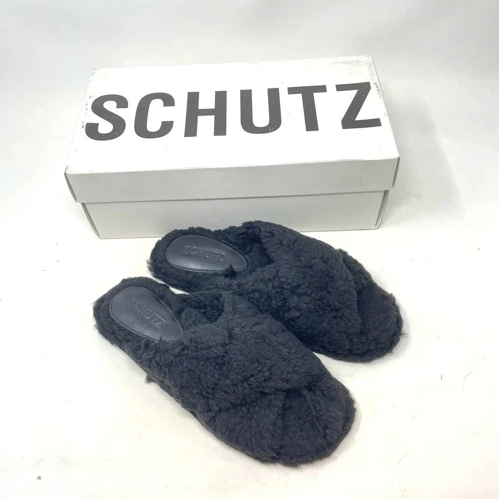 Schutz Dynora Flat Slide Sandal Slipper Black Faux Fur Size US 5.5